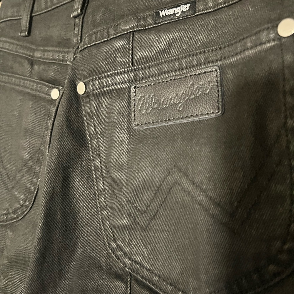 Wrangler Black Flare Women's Jeans - Picture 12 of 12